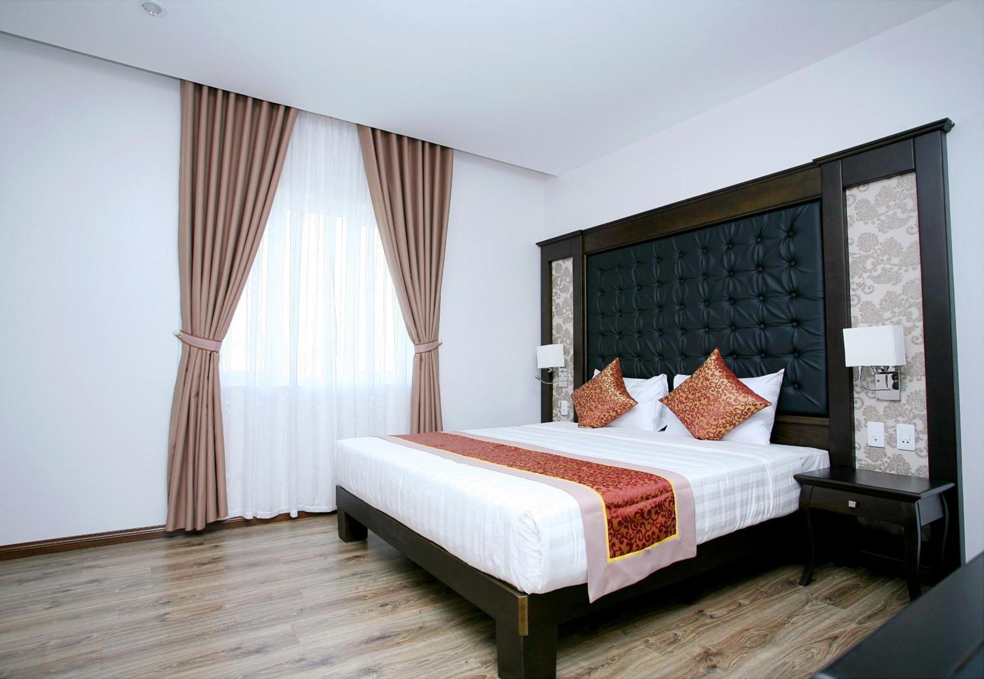 Superior Double Room,143747318:JPEG