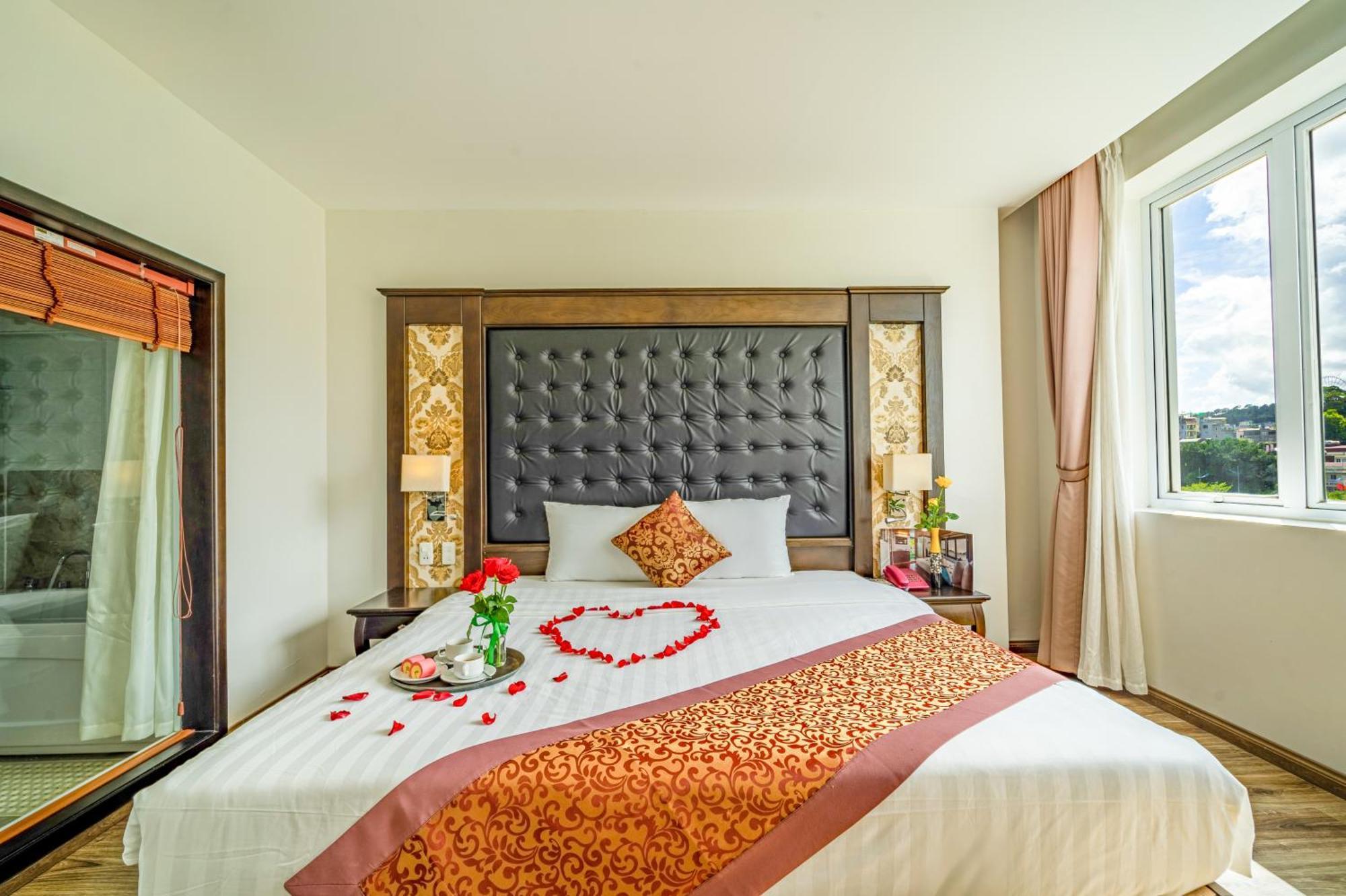 Standard Suite,1658099172:JPEG